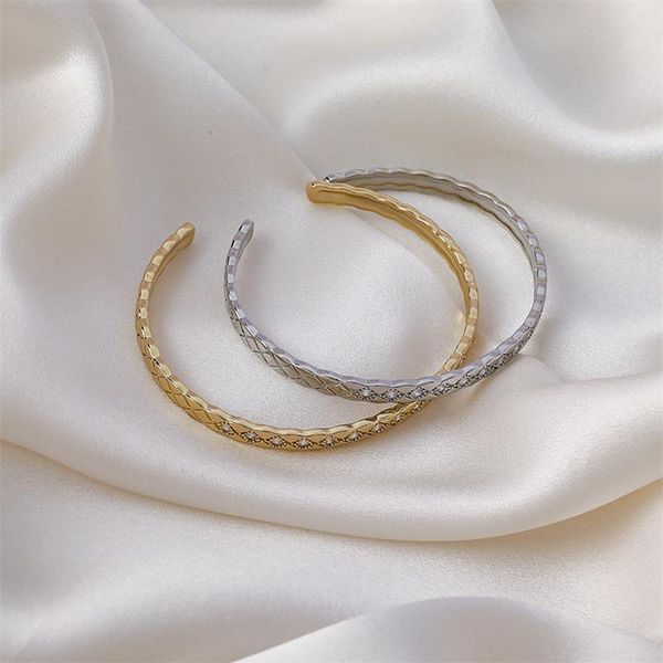bangle 2021 simple mini rhinestone zircon check girl personality opening bracelet for women fashion jewelry accessories, Black
bangle 2021 simple mini rhinestone zircon check girl personality opening bracelet for women fashion jewelry accessories, Black