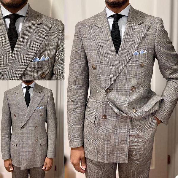 piece plaid men suits modern style custom made handsome casual double breasted formal business jacket+pant men's & blazers, White;black
piece plaid men suits modern style custom made handsome casual double breasted formal business jacket+pant men's & blazers, White;black