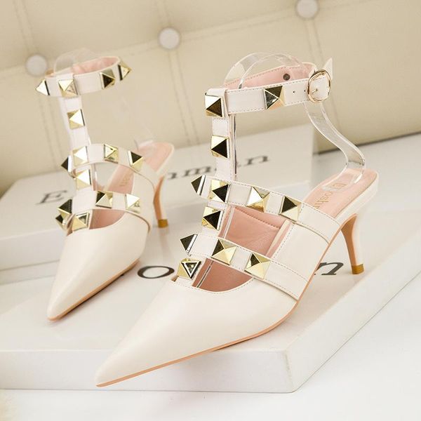 sandals fashion pointed toed with rivet ankle strap high heels women shoes 39 40 41, Black
sandals fashion pointed toed with rivet ankle strap high heels women shoes 39 40 41, Black