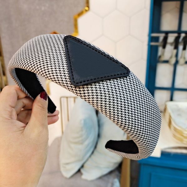 brand designer headbands white front light lattice hair bands for women girl elastic headband sports fitness headband head wrap size, Silver
brand designer headbands white front light lattice hair bands for women girl elastic headband sports fitness headband head wrap size, Silver