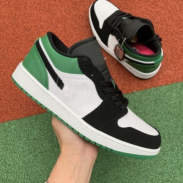 2023 game royal 1 mens basketball shoes low court purple white red shadow glow bred gray black toe designers 1s women8fu2
2023 game royal 1 mens basketball shoes low court purple white red shadow glow bred gray black toe designers 1s women8fu2