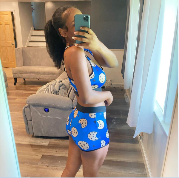 2021 fashion women two piece set printed crop and shorts summer casual sport tracksuit women bodycon bodysuit romper, Black;white
2021 fashion women two piece set printed crop and shorts summer casual sport tracksuit women bodycon bodysuit romper, Black;white