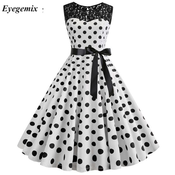 2021red lace patchwork summer dress women robe retro vintage valentines day party dress casual office ladies work dress plus size, Black;gray
2021red lace patchwork summer dress women robe retro vintage valentines day party dress casual office ladies work dress plus size, Black;gray