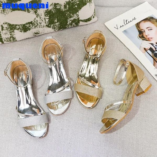 sandals 2021 summer women's rhinestone buckle thick with square head heel size fashion women shoes, Black
sandals 2021 summer women's rhinestone buckle thick with square head heel size fashion women shoes, Black