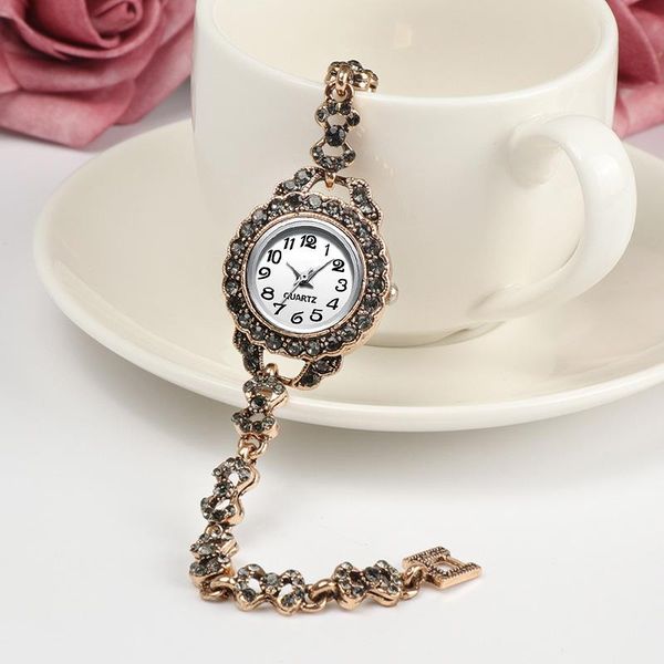 wristwatches luxury wrist watches women watch rhinestones montre femme 2021 women's small dial fashion relojes para, Slivery;brown
wristwatches luxury wrist watches women watch rhinestones montre femme 2021 women's small dial fashion relojes para, Slivery;brown