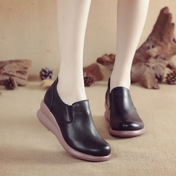 40 size leather shoes women platform wedges casual sneakers 2021 spring new female comfortable chunky sneakres leather shoes, Black
40 size leather shoes women platform wedges casual sneakers 2021 spring new female comfortable chunky sneakres leather shoes, Black