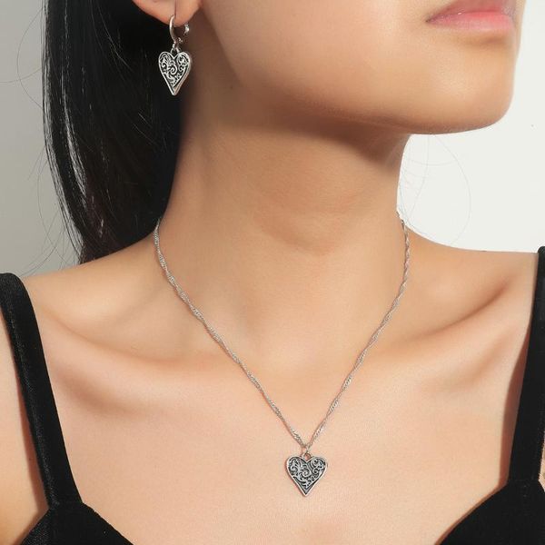 earrings & necklace arrival 2021 fashion vintage girls elegant silver color heart pendant earring set for women students party jewelry
earrings & necklace arrival 2021 fashion vintage girls elegant silver color heart pendant earring set for women students party jewelry