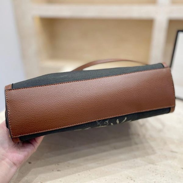 designer tote bag handbag shoulder bags handbags genuine leather high-quality fashion brand various styles with original box size 36*37 cm 5, Black;red
designer tote bag handbag shoulder bags handbags genuine leather high-quality fashion brand various styles with original box size 36*37 cm 5, Black;red
