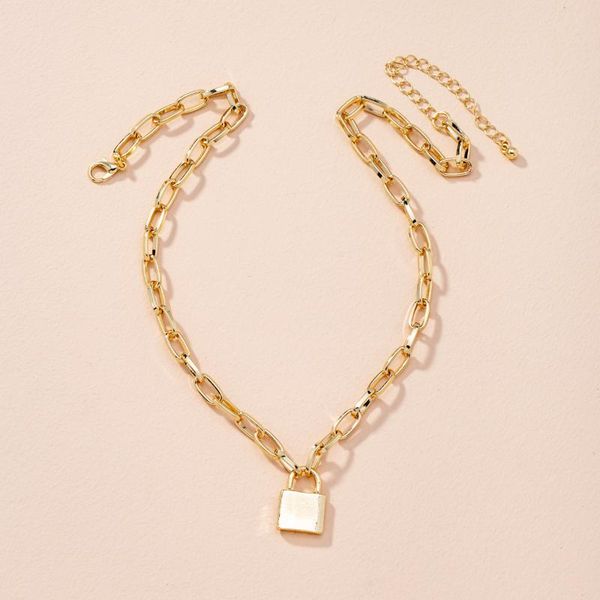 chokers 2021 trendy hip-hop style simple single oval circle chain lock choker necklace for women, Golden;silver
chokers 2021 trendy hip-hop style simple single oval circle chain lock choker necklace for women, Golden;silver