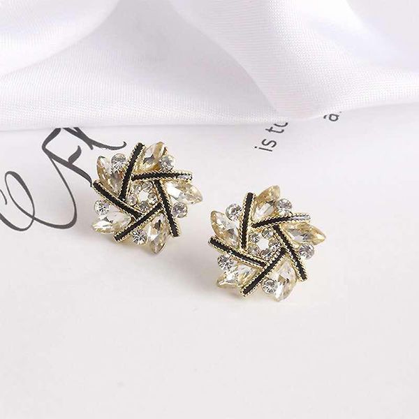flower design ear studs women korean petal earrings elegant and simple cute accessories fashion jewelry stud, Golden;silver
flower design ear studs women korean petal earrings elegant and simple cute accessories fashion jewelry stud, Golden;silver
