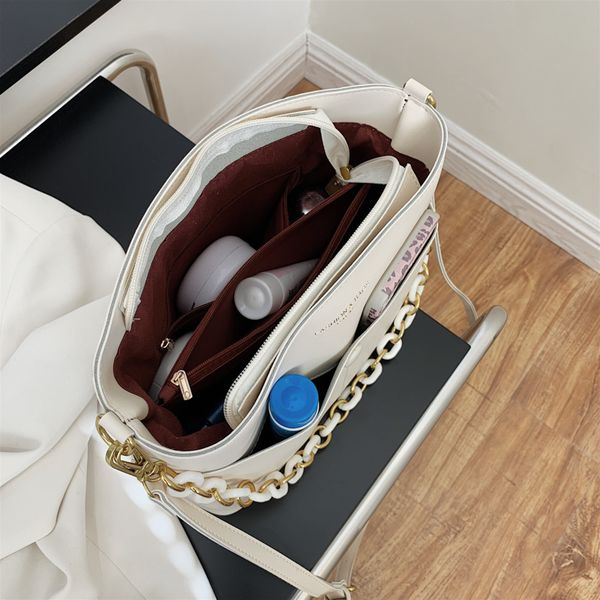 women bag shoulder bag fashion messenger bags for ladies crossbody bags luxury handbags tote bag chain bucket mmm
women bag shoulder bag fashion messenger bags for ladies crossbody bags luxury handbags tote bag chain bucket mmm