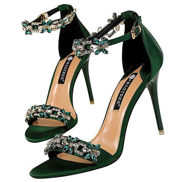 dress shoes sandália salto alto cristalino 9cm, para mulheres, de casamento, stiletto, seda, elegante, baile, cetim, alça, sapatos vermelhos, Black
dress shoes sandália salto alto cristalino 9cm, para mulheres, de casamento, stiletto, seda, elegante, baile, cetim, alça, sapatos vermelhos, Black