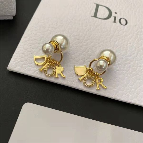 70% off outlet online 2021 new family earrings pearl anti allergy lady letter pendant tassel earrings, Golden
70% off outlet online 2021 new family earrings pearl anti allergy lady letter pendant tassel earrings, Golden