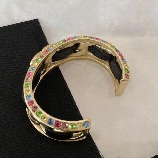 bangle 2021 gold color black leather design jewelry bracelet big cuff colorful crystal quality
bangle 2021 gold color black leather design jewelry bracelet big cuff colorful crystal quality