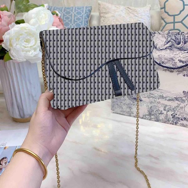 2021 brand ladies handbag crossbody shoulder bag canvas large capacity with original box and dust bags 11
2021 brand ladies handbag crossbody shoulder bag canvas large capacity with original box and dust bags 11