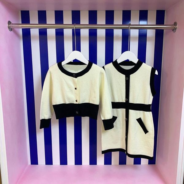 clothing sets haute couture style children's 2021 early autumn girl product celebrity temperament two-piece knit suit skirt,, White
clothing sets haute couture style children's 2021 early autumn girl product celebrity temperament two-piece knit suit skirt,, White