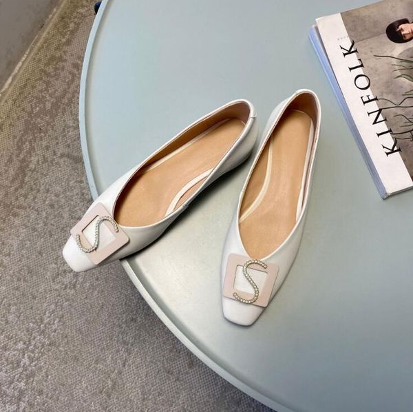 spring slippers 2021 new low square heel head metal buckle shallow mouth fashion single shoe european and american simple fashion women shoe, Black
spring slippers 2021 new low square heel head metal buckle shallow mouth fashion single shoe european and american simple fashion women shoe, Black