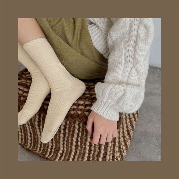mid tube socks autumn literary small children's mid solid color pile vertical cotton, Black;white
mid tube socks autumn literary small children's mid solid color pile vertical cotton, Black;white