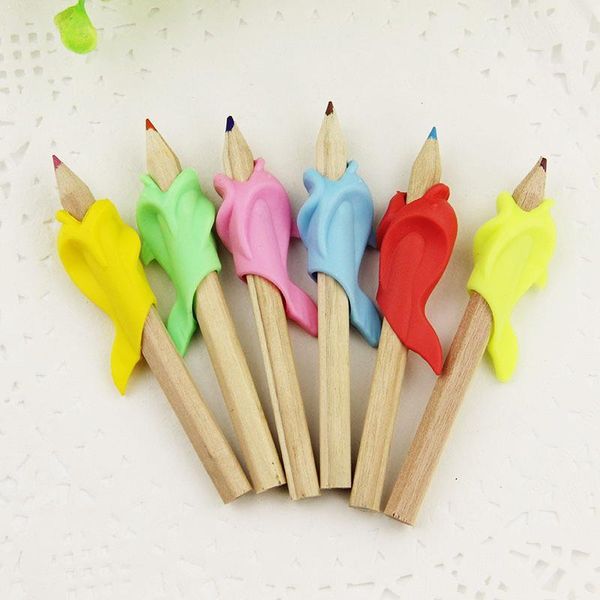 refills pc silicone children pencil holder tools finger aid two ergonomic correction grip posture writing f2s5, Black;red
refills pc silicone children pencil holder tools finger aid two ergonomic correction grip posture writing f2s5, Black;red