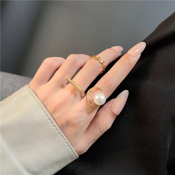 cluster rings three-piece pearl index finger ring contracted irregular geometrical tail women jewelry gifts, Golden;silver
cluster rings three-piece pearl index finger ring contracted irregular geometrical tail women jewelry gifts, Golden;silver