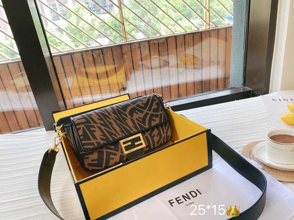 women luxurys designers bags 2021 designer handbags multi pochette crossbody bag zhouzhoubao123 louisbags_18 hanghhangbag net red same style 
women luxurys designers bags 2021 designer handbags multi pochette crossbody bag zhouzhoubao123 louisbags_18 hanghhangbag net red same style