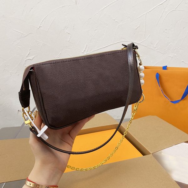 fashionable brand leather envelope shoulder armpit bags all over plaid chains handbags famous designer one side chain hand bag girls phone p
fashionable brand leather envelope shoulder armpit bags all over plaid chains handbags famous designer one side chain hand bag girls phone p
