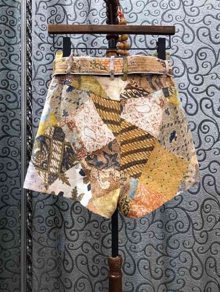 shorts 100%linen 2021 summer casual women vintage print pocket patchwork belted basic shorts ladies fashion short, White;black
shorts 100%linen 2021 summer casual women vintage print pocket patchwork belted basic shorts ladies fashion short, White;black