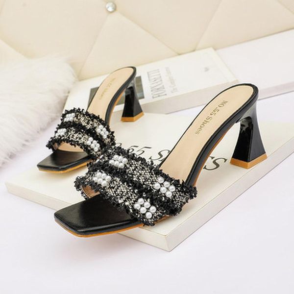 dress shoes fashion string bead design summer slippers flip flops for women clip toe 2021 ladies sandals, Black
dress shoes fashion string bead design summer slippers flip flops for women clip toe 2021 ladies sandals, Black