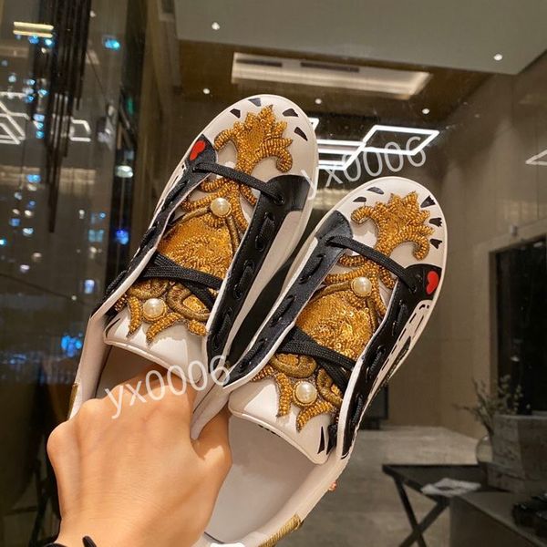 2022 fashion casual shoes genuine 35-41 leather mens women sneakers trendy trainer white black pink platform chaussures cx211022, Red;white
2022 fashion casual shoes genuine 35-41 leather mens women sneakers trendy trainer white black pink platform chaussures cx211022, Red;white