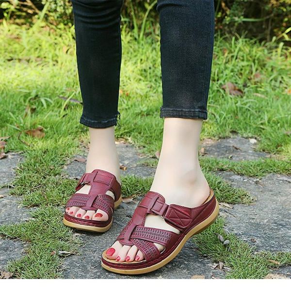 slippers summer lady light comfortable leisure seaside beach polyurethane fashionable outside wearing slipper, Black
slippers summer lady light comfortable leisure seaside beach polyurethane fashionable outside wearing slipper, Black