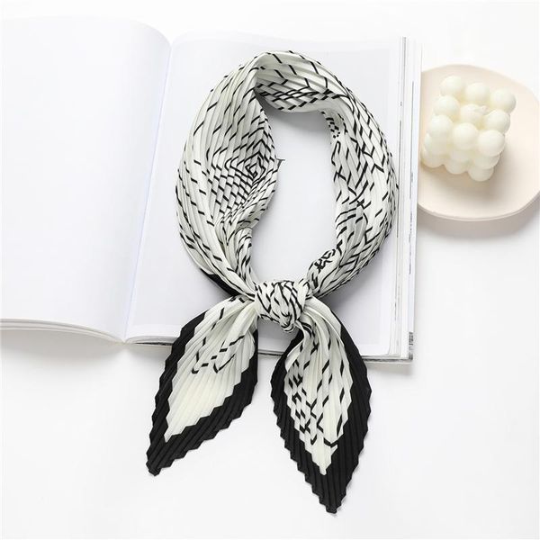 scarves vintage crinkle silk square scarf for hair shawl print neckerchief female elegant headband head wraps foulard hijab bandana 2021, Blue;gray
scarves vintage crinkle silk square scarf for hair shawl print neckerchief female elegant headband head wraps foulard hijab bandana 2021, Blue;gray