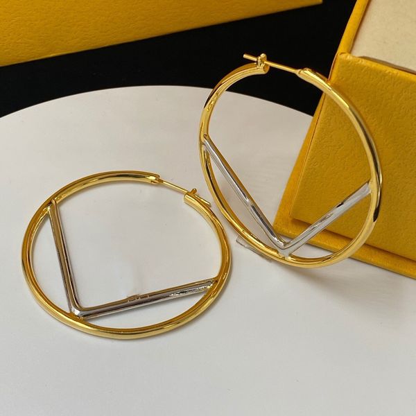 2022 letter dangle & chandelie big circle 5cm brass material hypoallergenic 925 silver needle earrings female fast delivery
2022 letter dangle & chandelie big circle 5cm brass material hypoallergenic 925 silver needle earrings female fast delivery