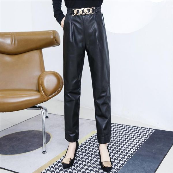 women's pants & capris real leather chains stitching elastic waist genuine sheep pant female was thin with pockets f2769, Black;white
women's pants & capris real leather chains stitching elastic waist genuine sheep pant female was thin with pockets f2769, Black;white
