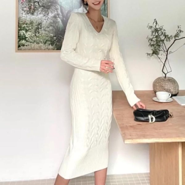 casual dresses 2021 autumn winter women long sleeve sweater female knitted korean fashion twist office ladies solid warm vestidos mujer, Black;gray
casual dresses 2021 autumn winter women long sleeve sweater female knitted korean fashion twist office ladies solid warm vestidos mujer, Black;gray