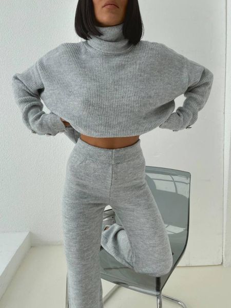 women's two piece pants -throated, handles button detail, ribbed sports and style daily trousers sweater suit, White
women's two piece pants -throated, handles button detail, ribbed sports and style daily trousers sweater suit, White