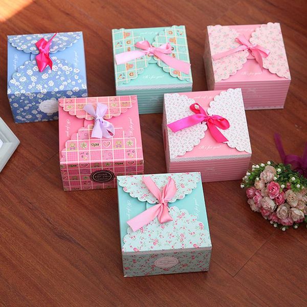 pcs/lot wedding candy box exquisite gift square packaging diy color paper biscuits bag party year decor wrap
pcs/lot wedding candy box exquisite gift square packaging diy color paper biscuits bag party year decor wrap