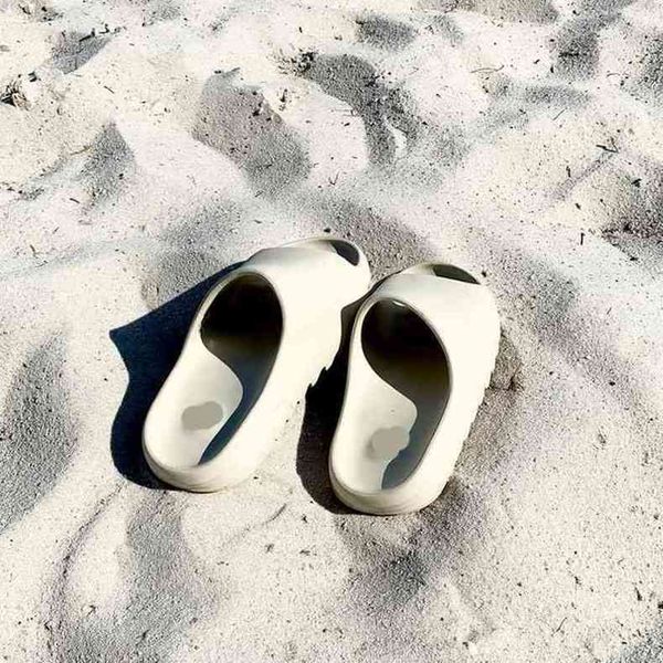 yeesy slide women men slippers desert sand bone resin sandal bench foam runner sneakers indoor outdoor brown football basketball soccer soot, Black
yeesy slide women men slippers desert sand bone resin sandal bench foam runner sneakers indoor outdoor brown football basketball soccer soot, Black
