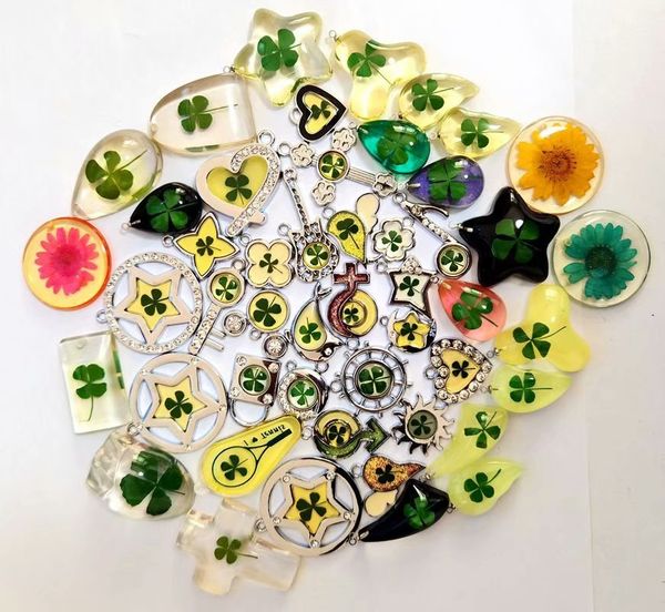 30 pcs st. patrick day jewelry natural four-leaf clover keychain daisy keyring lucky fashion accessories, Slivery;golden
30 pcs st. patrick day jewelry natural four-leaf clover keychain daisy keyring lucky fashion accessories, Slivery;golden