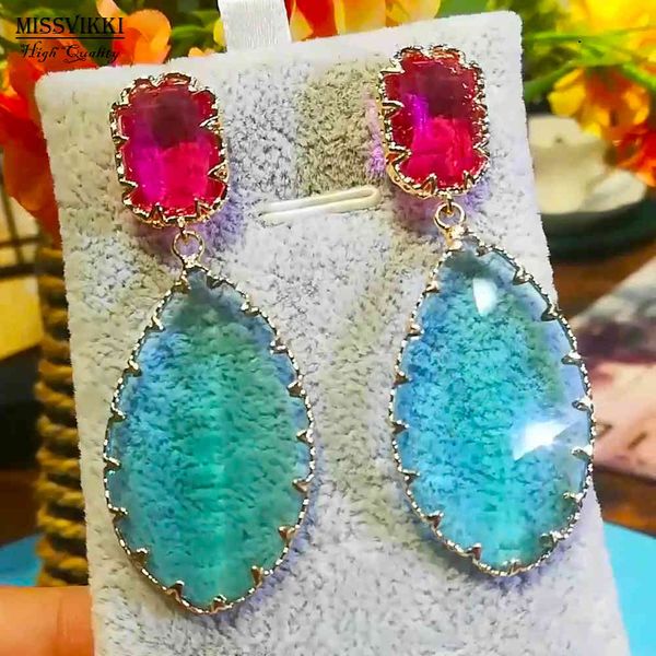 brand luxury big green shiny cz leaf pendant dangle jewelery for women fashion wedding daily earrings jewelry, Silver
brand luxury big green shiny cz leaf pendant dangle jewelery for women fashion wedding daily earrings jewelry, Silver