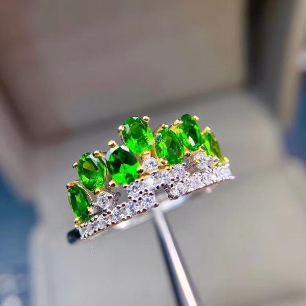 cluster rings luxurious big wide crown water drop natural gem ring green diopside s925 silver women's girl party gift jewelry, Golden;silver
cluster rings luxurious big wide crown water drop natural gem ring green diopside s925 silver women's girl party gift jewelry, Golden;silver