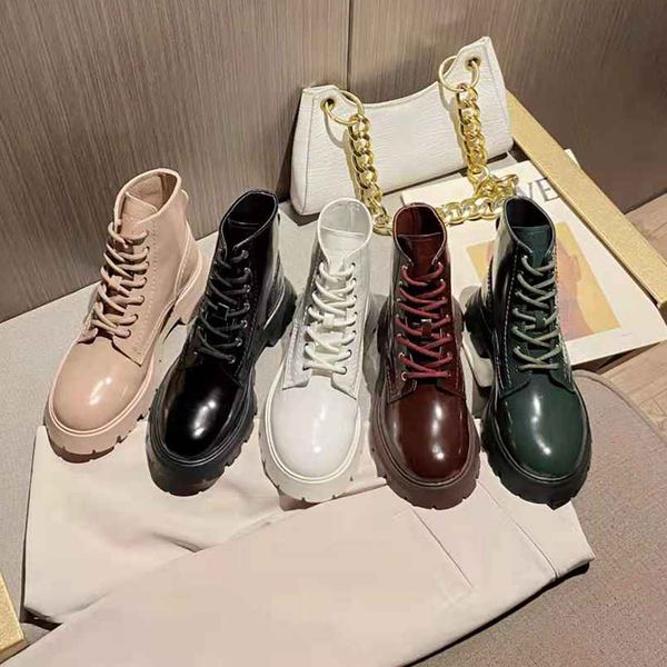 fashion lady lace-up ankle boots round toe real leather platform women designer bottes 5 colors with box, Black
fashion lady lace-up ankle boots round toe real leather platform women designer bottes 5 colors with box, Black