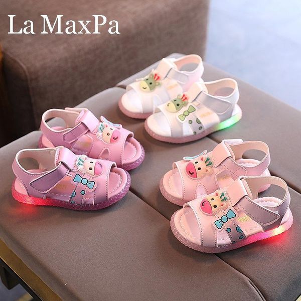 sandals size 21-30 led children glowing beach fashion luminous breathable girls boys shoes light up kids, Black;red
sandals size 21-30 led children glowing beach fashion luminous breathable girls boys shoes light up kids, Black;red