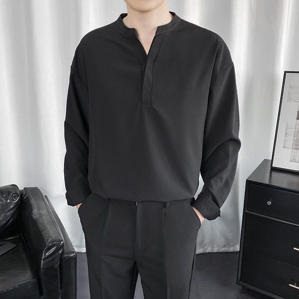 men's casual shirts 2021 men shirt v neck solid color long sleeve button breathable streetwear korean leisure clothing s-5xl, White;black
men's casual shirts 2021 men shirt v neck solid color long sleeve button breathable streetwear korean leisure clothing s-5xl, White;black