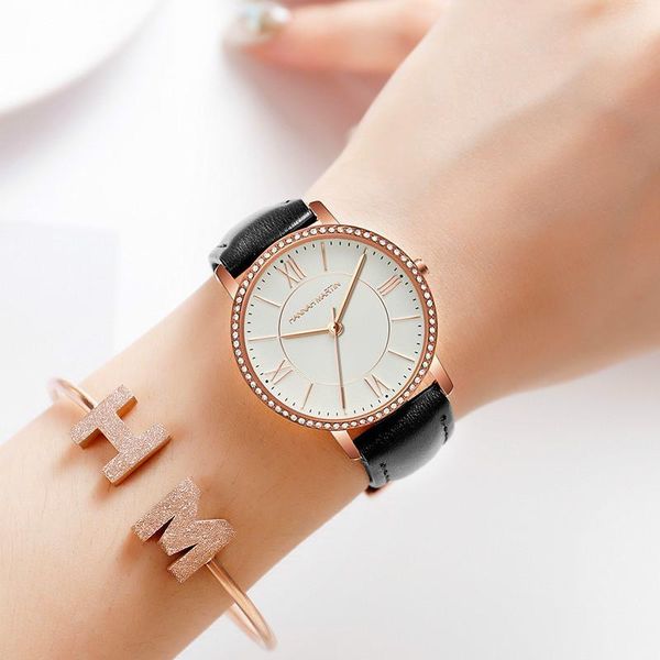 wristwatches 2021 brand hm women watches japanese movement luxury ladies quartz wrist watch simple diamond waterproof female clock, Slivery;brown
wristwatches 2021 brand hm women watches japanese movement luxury ladies quartz wrist watch simple diamond waterproof female clock, Slivery;brown