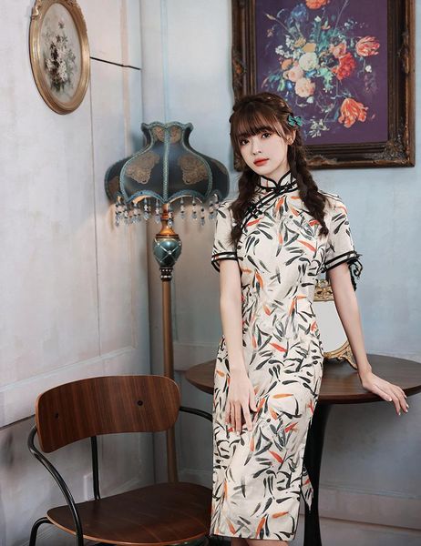 party wedding chinese costume improved version short-sleeved sweet temperament generous simple slim slimming cheongsam dress ethnic clothing, Red
party wedding chinese costume improved version short-sleeved sweet temperament generous simple slim slimming cheongsam dress ethnic clothing, Red