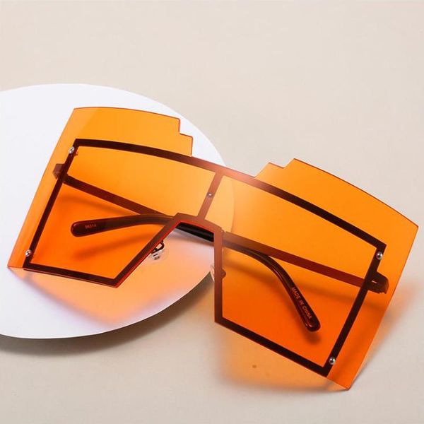 sunglasses oversized clear shades men women designer vintage rimless metal frame trendy glasses ladies eyewear, White;black
sunglasses oversized clear shades men women designer vintage rimless metal frame trendy glasses ladies eyewear, White;black