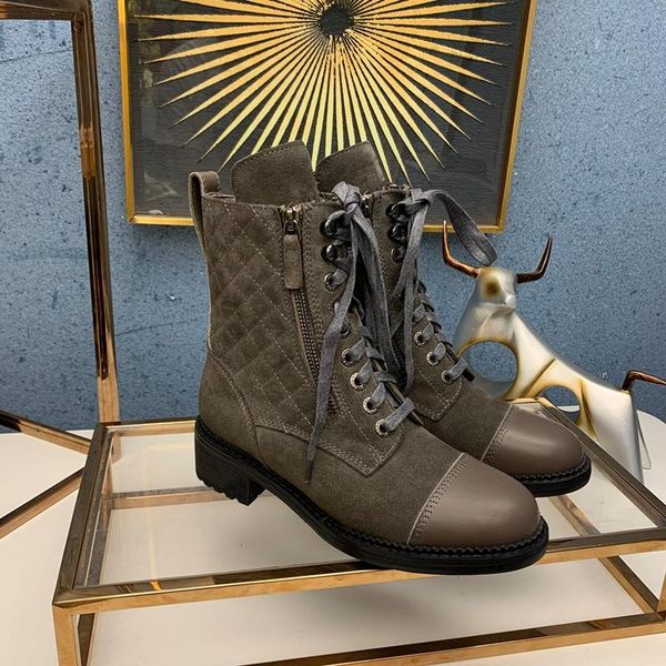 boots luxury design female women shoes ankle 2021 autumn winter genuine leather thick with short motorcycle, Black
boots luxury design female women shoes ankle 2021 autumn winter genuine leather thick with short motorcycle, Black