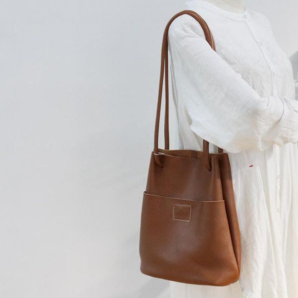 cross body yourseason genuine leather girls student bucket bag 2021 versatile casual first layer cowhide women large capacity shoulder bags
cross body yourseason genuine leather girls student bucket bag 2021 versatile casual first layer cowhide women large capacity shoulder bags