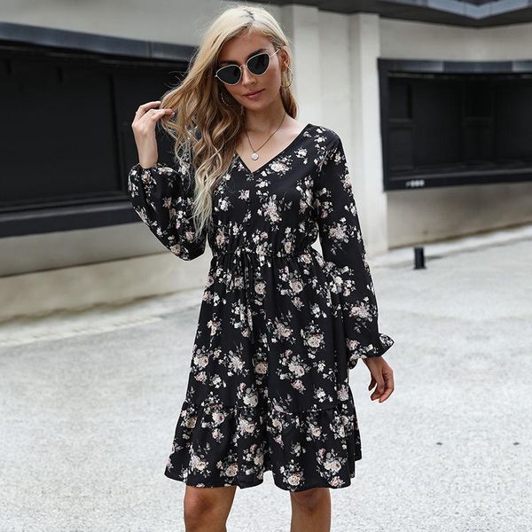casual dresses black vintgae deep v neck dress for women autumn long sleeve floral print female swing ruffles mini vestidos 2021, Black;gray
casual dresses black vintgae deep v neck dress for women autumn long sleeve floral print female swing ruffles mini vestidos 2021, Black;gray