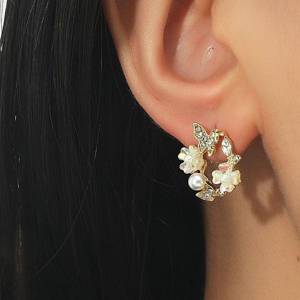 stud korean crystal butterfly earrings sweet pearl flower for women earing jewelry earings earring kolczyki s213, Golden;silver
stud korean crystal butterfly earrings sweet pearl flower for women earing jewelry earings earring kolczyki s213, Golden;silver
